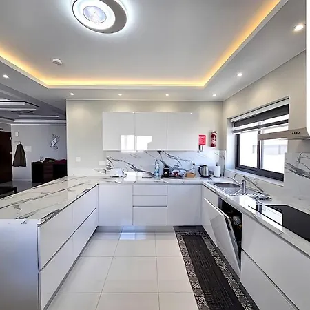 Diamond Seaview Apartament