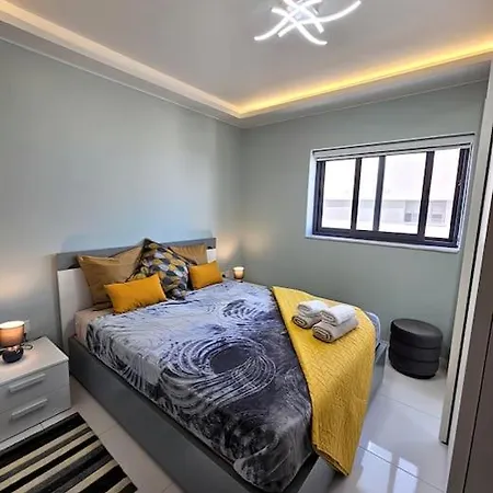 Diamond Seaview