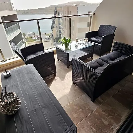 Diamond Seaview * St. Paul's Bay