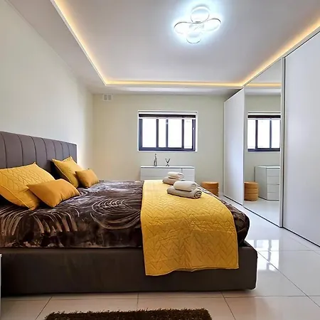 Διαμέρισμα Diamond Seaview Σεντ Πόλς Μπέι
